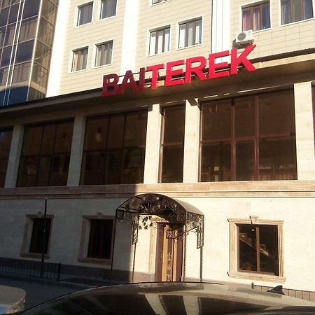 Bayterek Hotel Astana Bagian luar foto