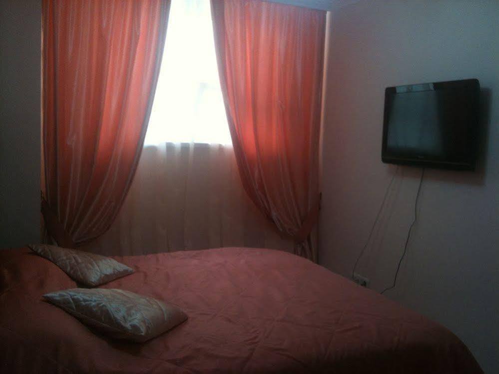 Bayterek Hotel Astana Bagian luar foto